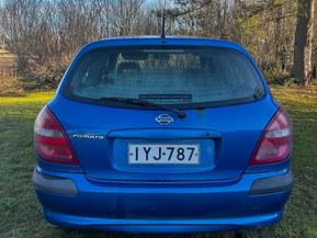 Nissan Almera