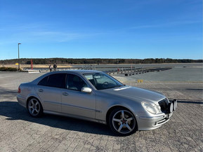 Mercedes-Benz E