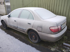 Nissan Almera