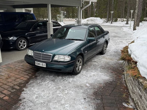 Mercedes-Benz C 180