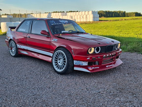 BMW 325