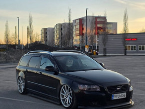 Volvo V50