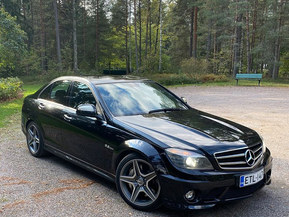 Mercedes-Benz C 63 AMG