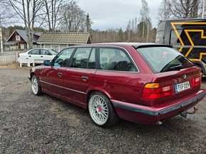 BMW 525
