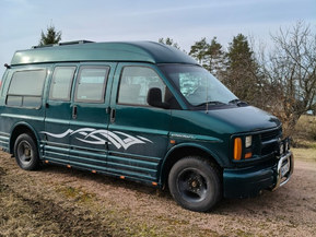 Chevrolet Express 2500