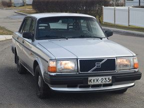 Volvo 244