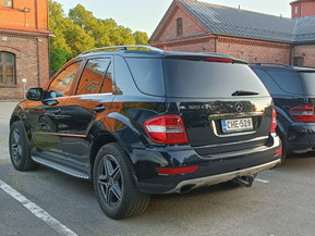 Mercedes-Benz ML