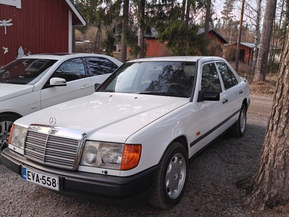 Mercedes-Benz 300
