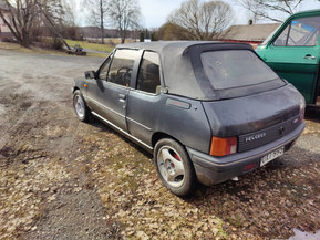 Peugeot 205