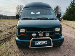 Chevrolet Express 2500