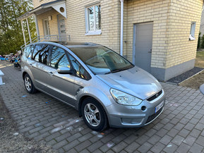 Ford S-MAX