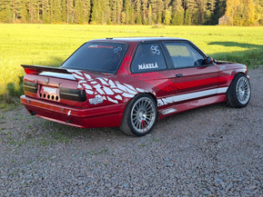 BMW 325