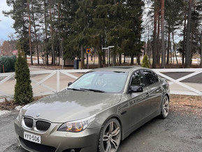 BMW 525