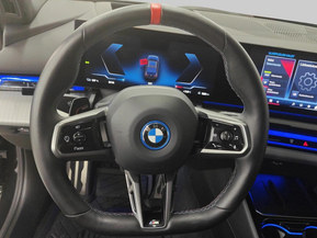 BMW i5 M60