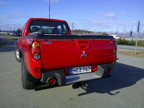 Mitsubishi L200