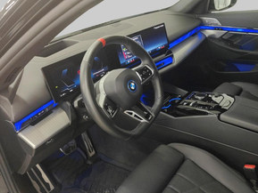 BMW i5 M60