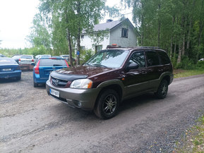 Mazda Tribute