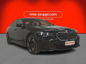 BMW i5 M60
