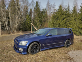 Nissan Stagea