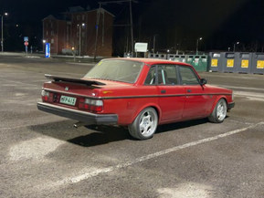 Volvo 240