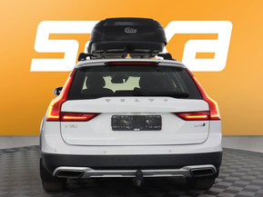Volvo V90 Cross Country