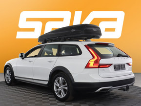 Volvo V90 Cross Country
