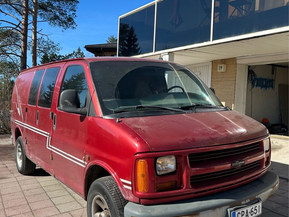 Chevrolet Express 2500