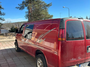 Chevrolet Express 2500