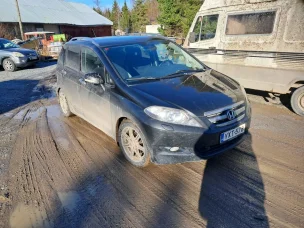 Honda FR-V