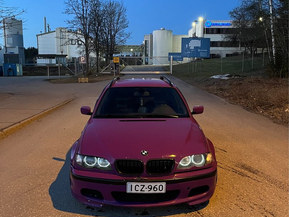 BMW 320