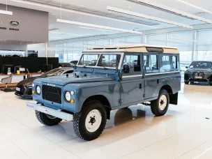Land Rover 109
