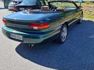 Chrysler Stratus