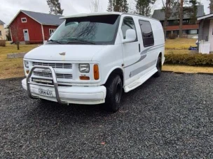 Chevrolet Chevy Van