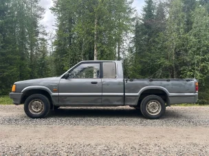 Mazda B2200