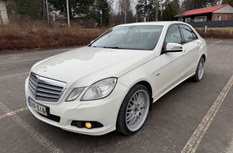 Mercedes-Benz E