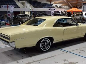 Pontiac Le Mans