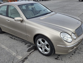 Mercedes-Benz E 320