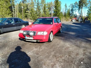 Mercedes-Benz 250
