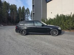 BMW 335