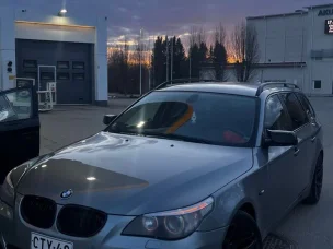 BMW 523