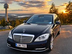 Mercedes-Benz S