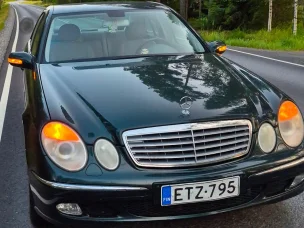 Mercedes-Benz 200