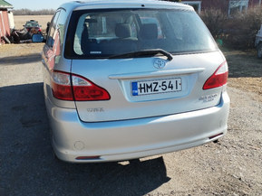 Toyota Avensis Verso