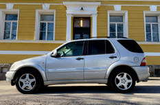 Mercedes-Benz ML 55 AMG