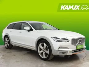 Volvo V90 Cross Country