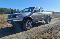 Nissan Pickup