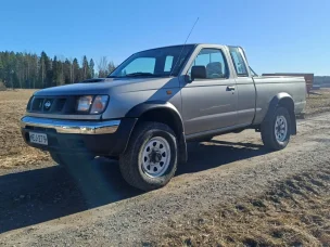 Nissan Pickup
