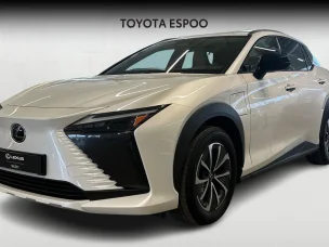 Lexus RZ