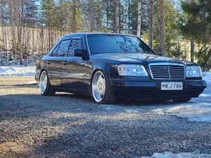 Mercedes-Benz 250