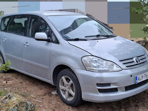 Toyota Avensis Verso